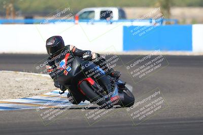 media/Sep-20-2025-TrackDaz (Sat) [[27f0cde673]]/A Group/12pm (Turn 1)/